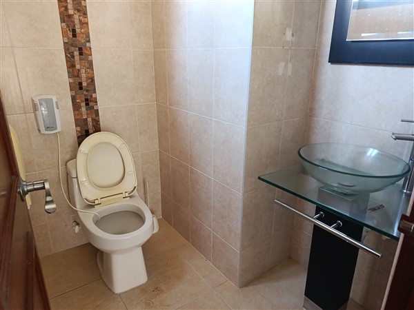 Imagen de OFICINA EN RENTA/VENTA MERCASA