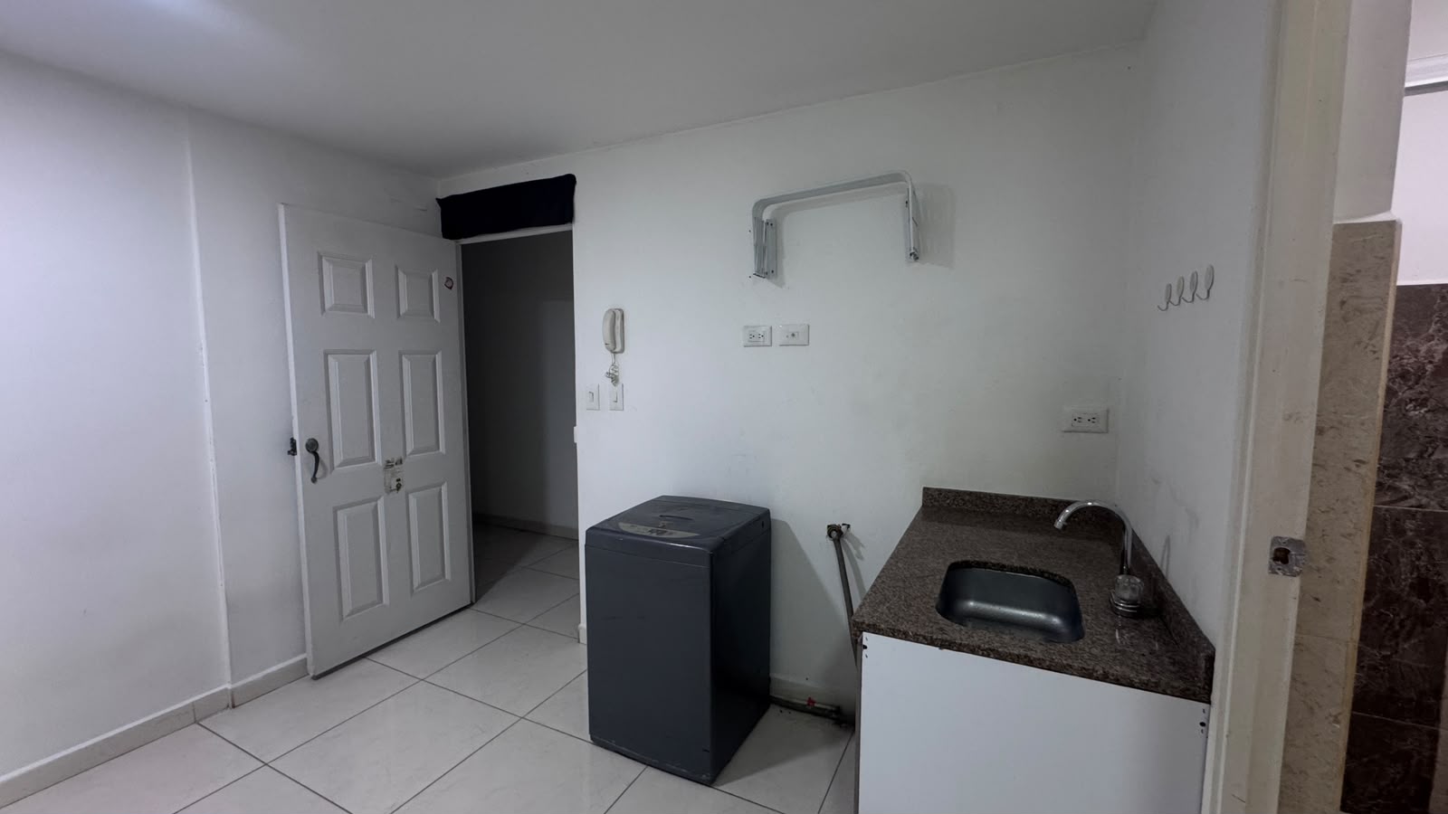 Imagen de APARTAESTUDIO EN RENTA A CUADRA Y MEDIA DE LA U. ANDINA PEREIRA