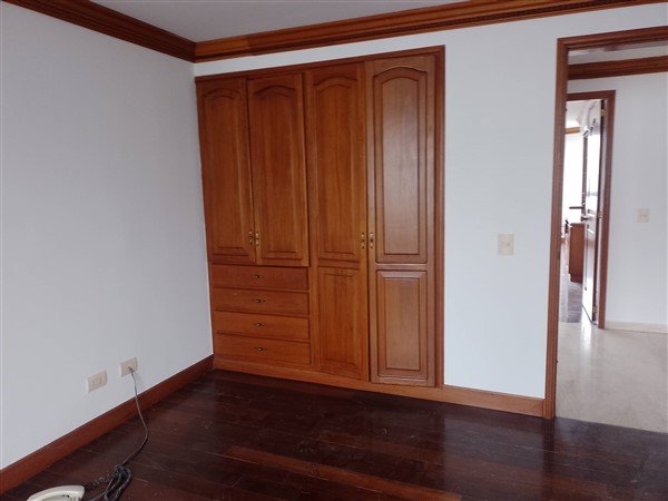 Imagen de APARTAMENTO EN RENTA EN PINARES