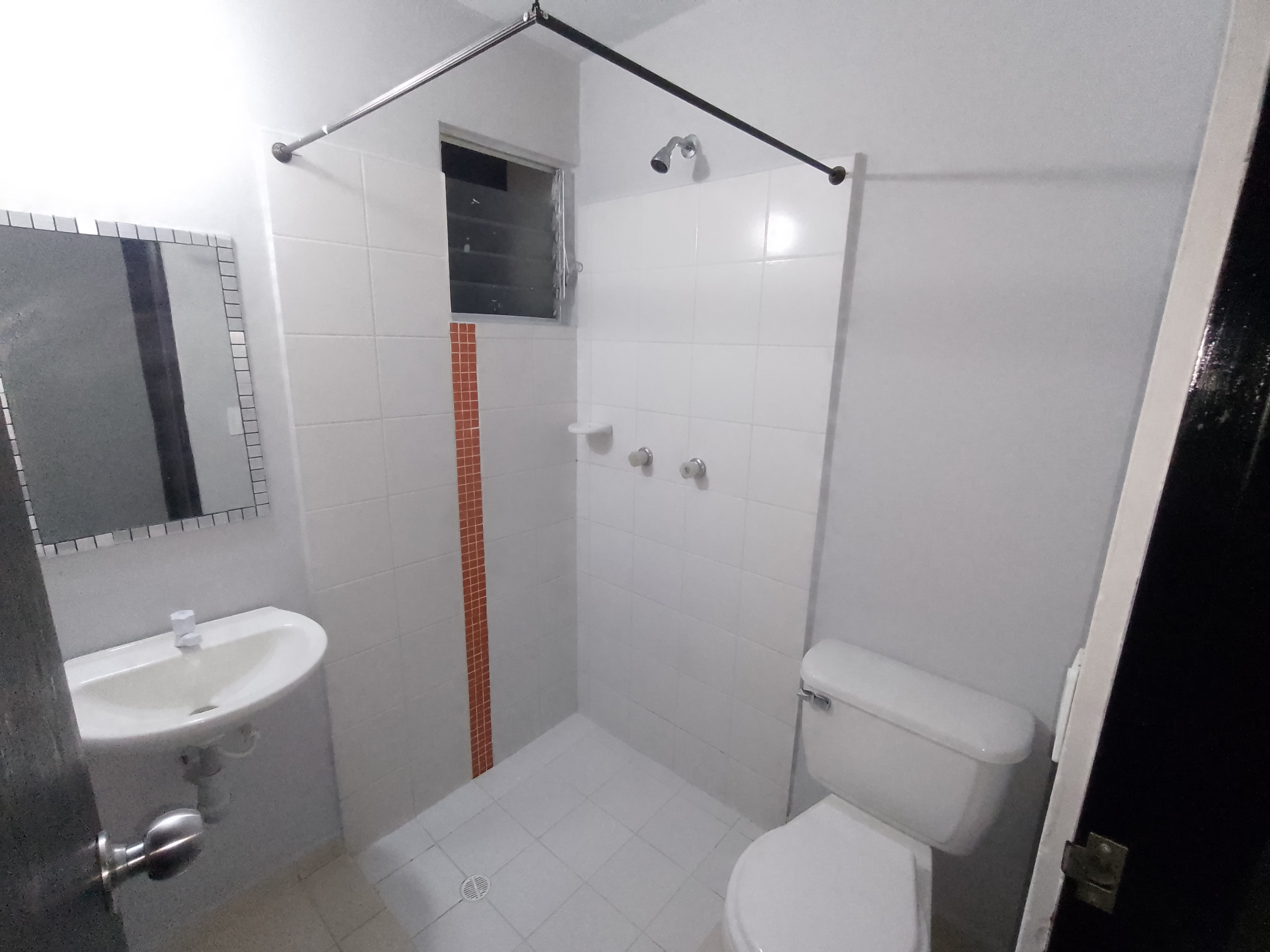 Imagen de EN VENTA APARTAMENTO EN LOMA LINDA DOSQUEBRADAS PISO 5