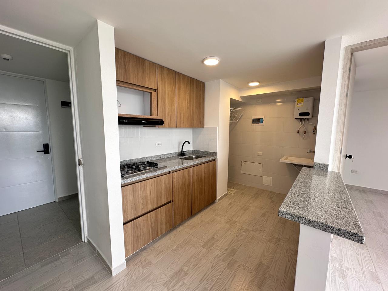 APARTAMENTO EN RENTA EN CERRITOS