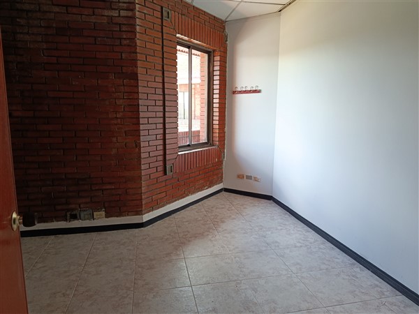 Imagen de OFICINA EN RENTA/VENTA MERCASA