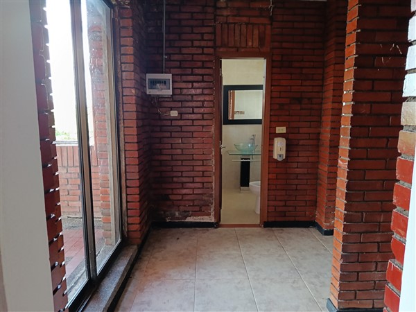 Imagen de OFICINA EN RENTA/VENTA MERCASA