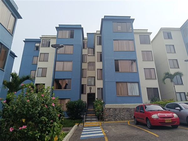 APARTAMENTO EN RENTA 