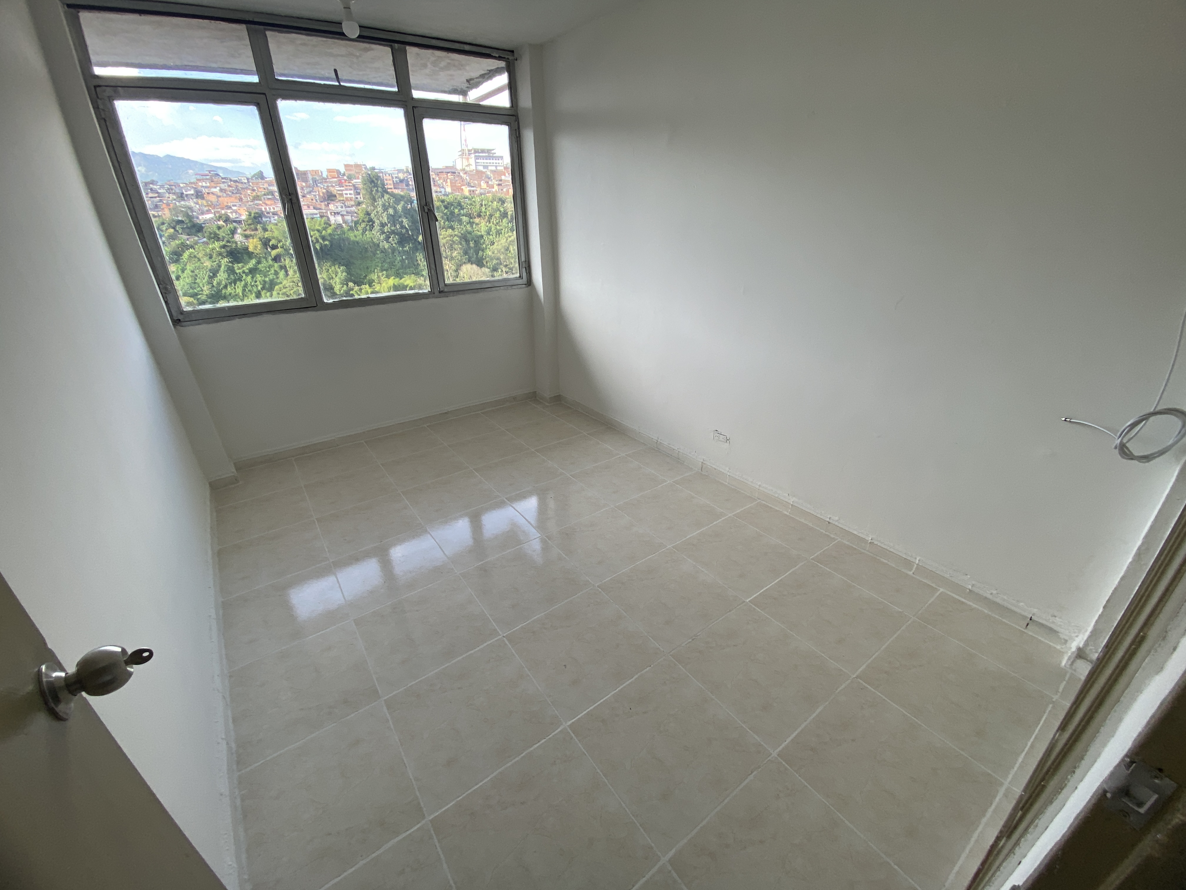 Imagen de SE RENTA APARTAMENTO AV SANTANDER CENTRO DE PEREIRA PISO -1 