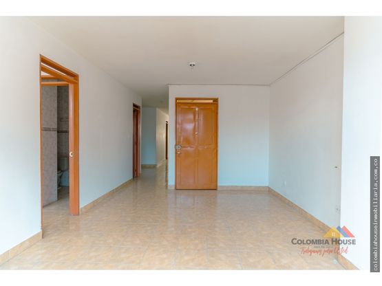 APARTAMENTO EN RENTA 