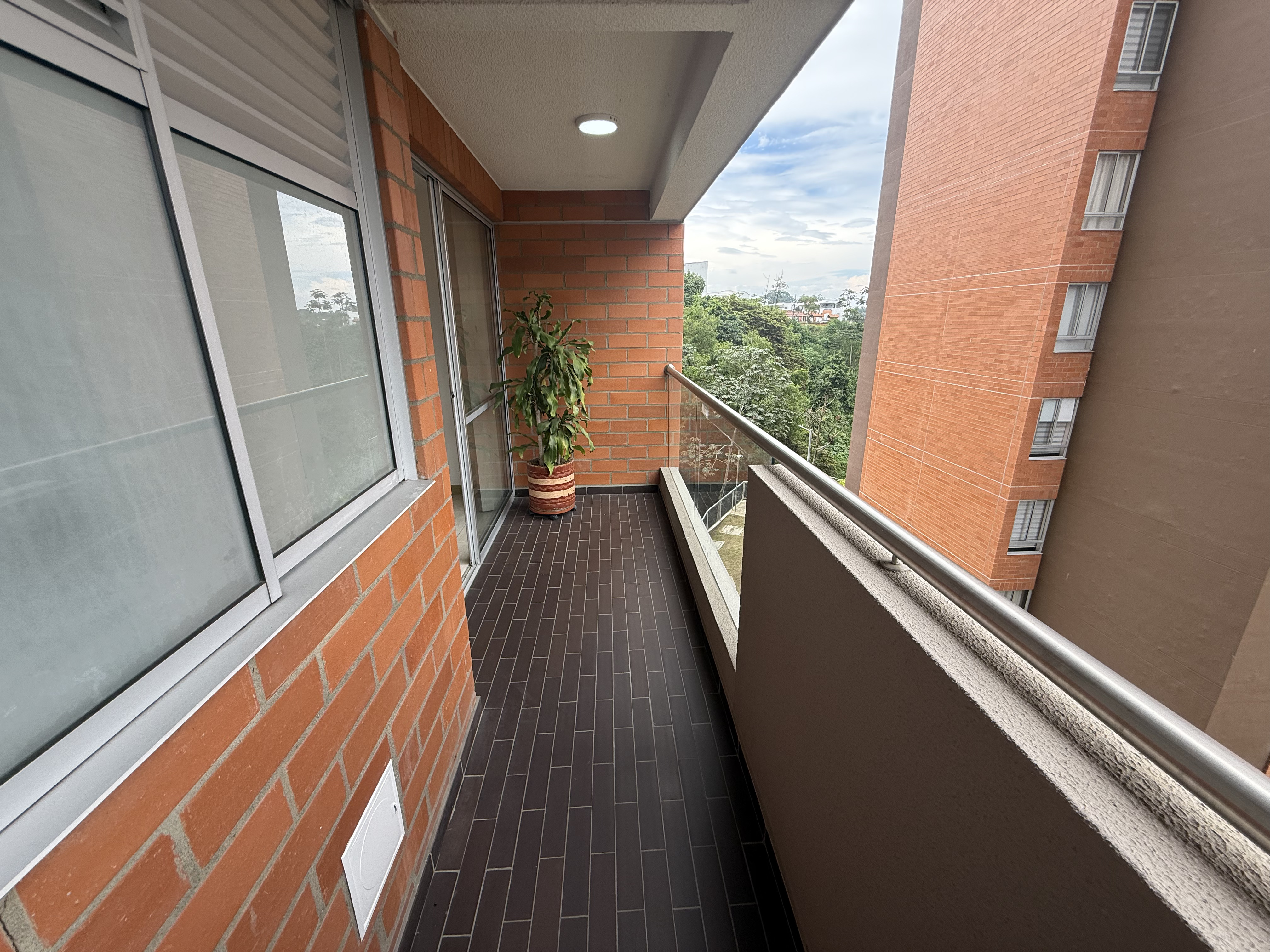 Imagen de APARTAMENTO EN VENTA CONJ. SENDEROS DE SAN SILVESTRE, AV SUR 