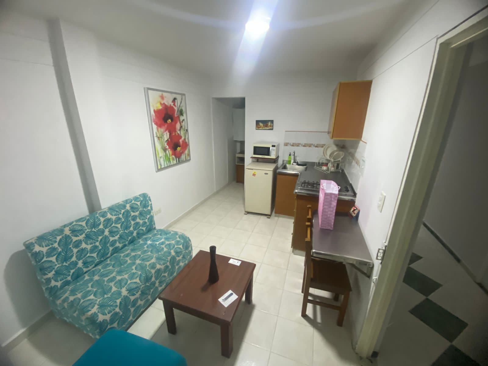 Se renta hermoso aparta estudio ubicado en parque del lago 