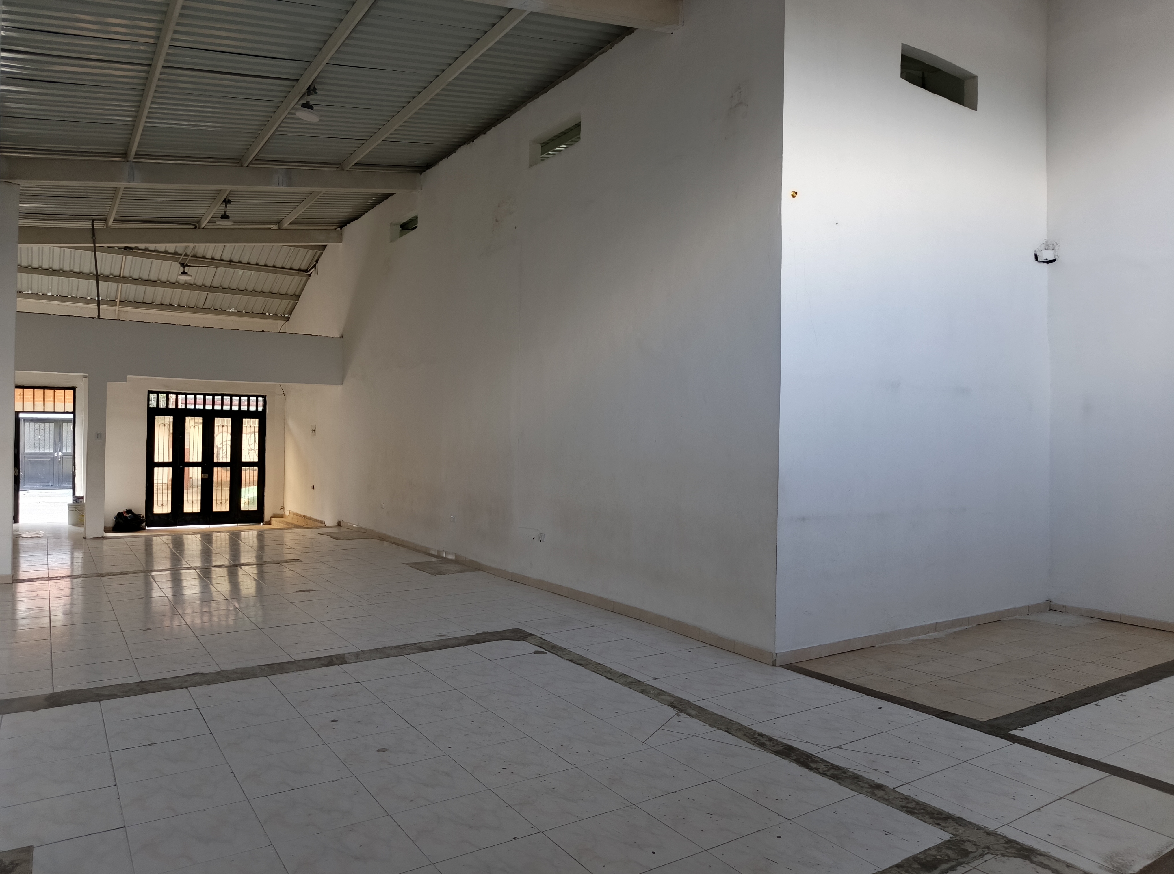 EN RENTA LOCAL COMERCIAL, PEREIRA CENTRO 