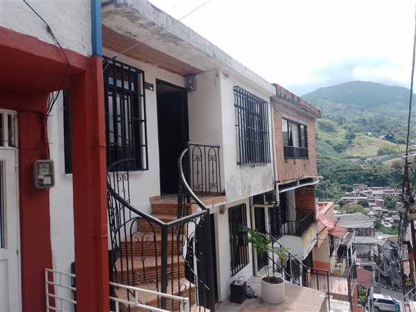 Imagen de EN VENTA CASA, PEREIRA BARRIO CONSTRUCTORES