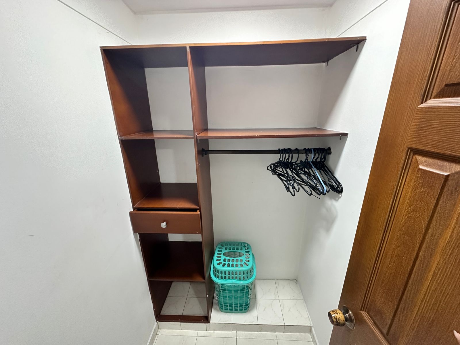 Imagen de EN RENTA APARTAESTUDIO AMOBLADO EN EL CENTRO 