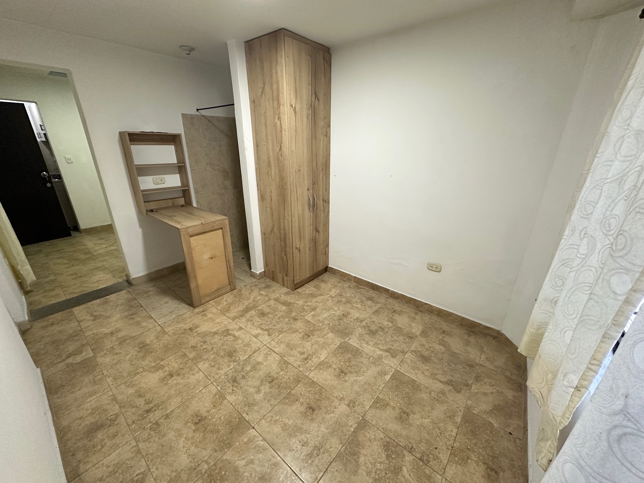 APARTAESTUDIO EN RENTA SECTOR TURIN