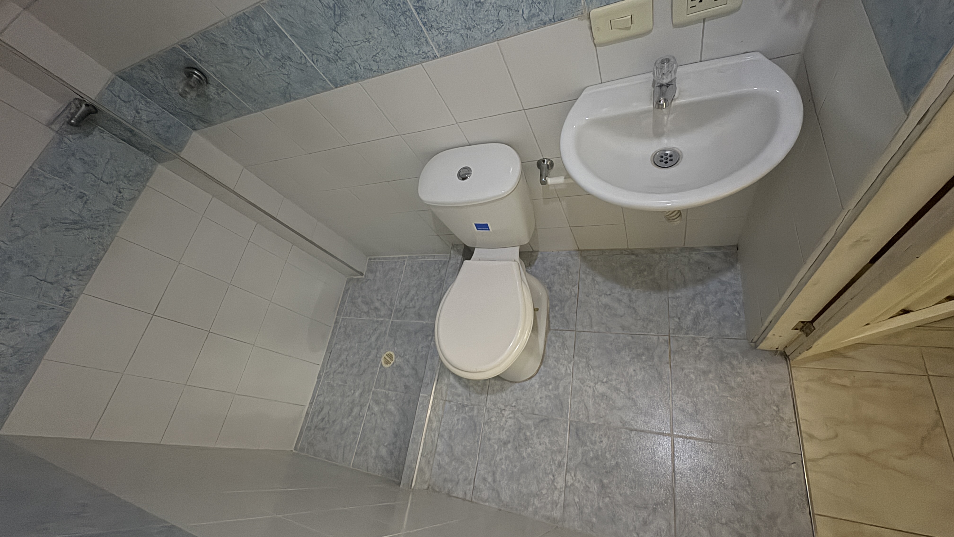 Imagen de APARTAESTUDIO en Arriendo en PEREIRA - 2500 LOTES