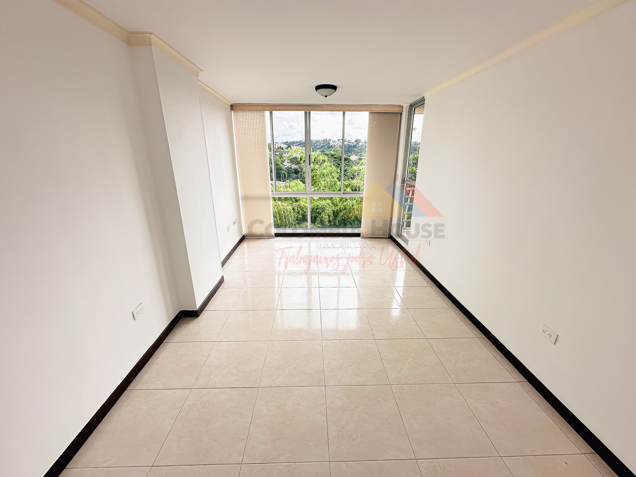 Imagen de APARTAMENTO EN VENTA/RENTA CERCA ALAMOS