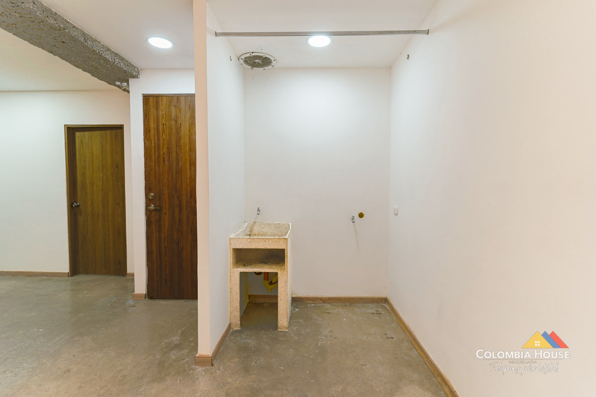 Imagen de APARTAESTUDIO EN RENTA A DOS CUADRAS DEL HOSPITAL SAN JORGE