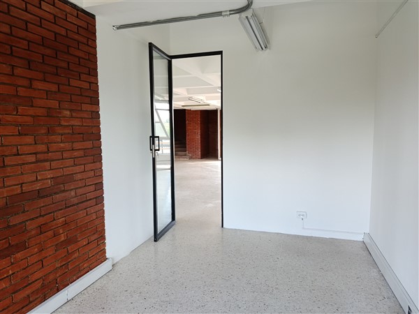 Imagen de OFICINA EN RENTA/VENTA MERCASA