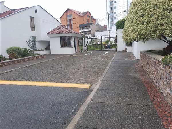 Imagen de APARTAMENTO EN RENTA EN PINARES