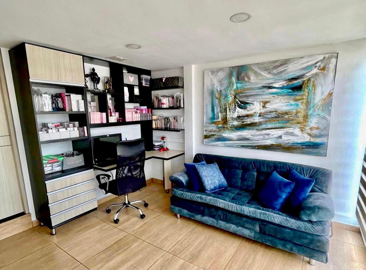 Imagen de En Venta Hemosa y Amplia Casa Av Sur- Pereira