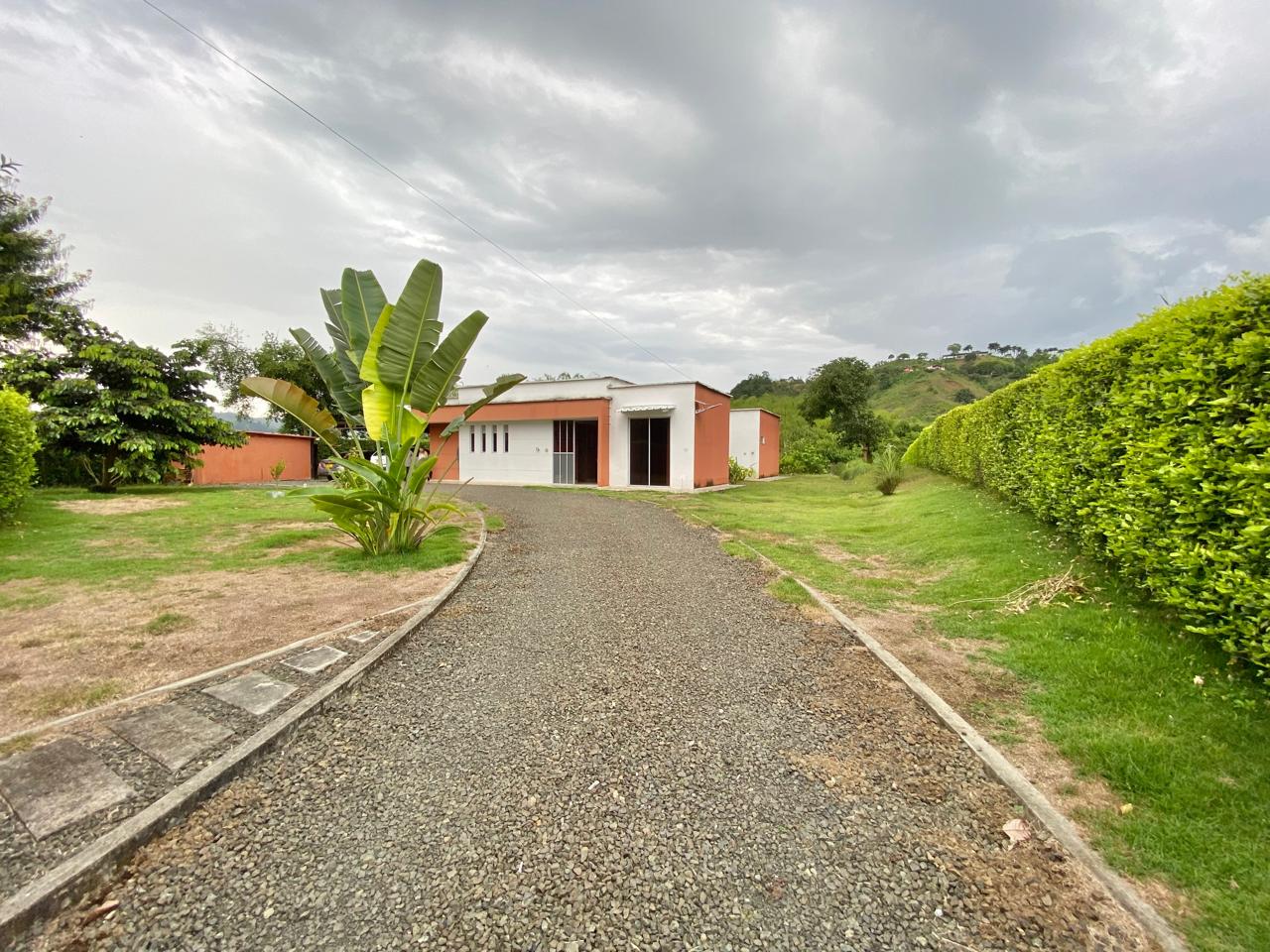 Se Vende Hermosa Casa Campestre Combia- Pereira