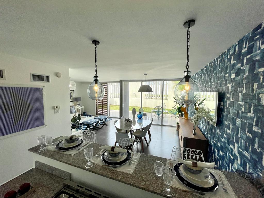 VENDO CASAS DE PLAYA EN PUNTA BARCO - VILLA IGUANA