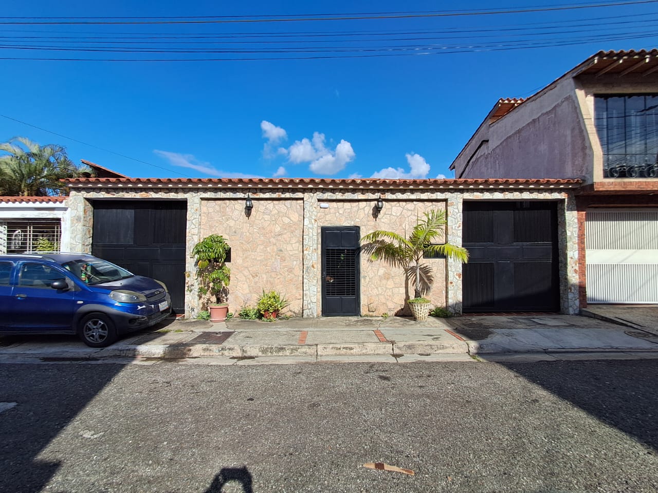 CASA EN VENTA URB. LA ESMERALDA SAN DIEGO MM-9340377 - Foto 1
