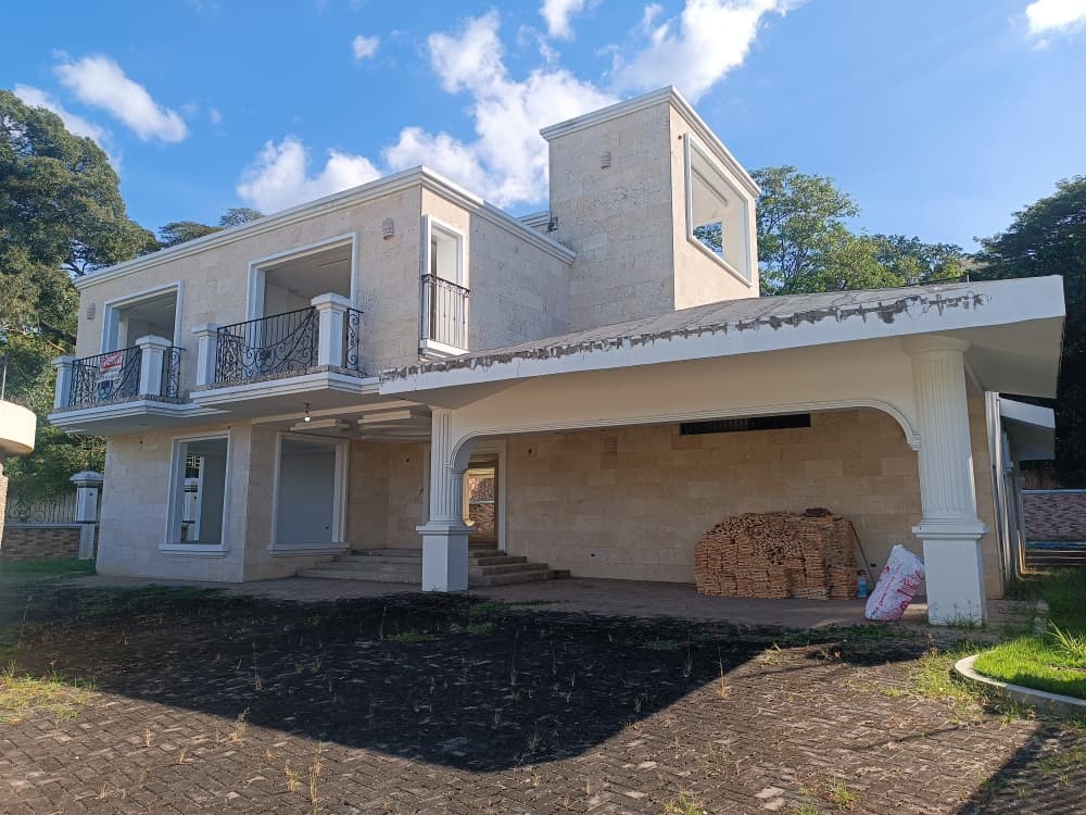 CASA EN VENTA EN LA CUMACA ALM-9690776 - Foto 1