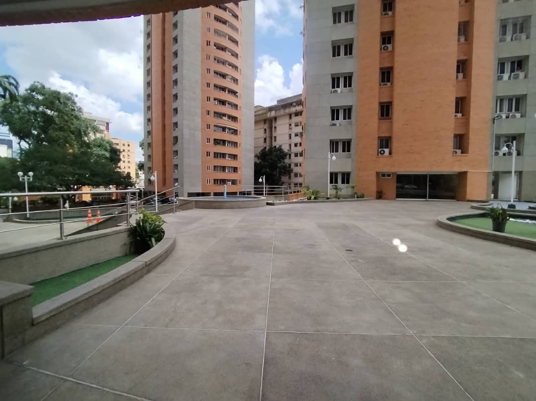 Apartamento en Alquiler en Res. Las Américas MT9578171 - Foto 2