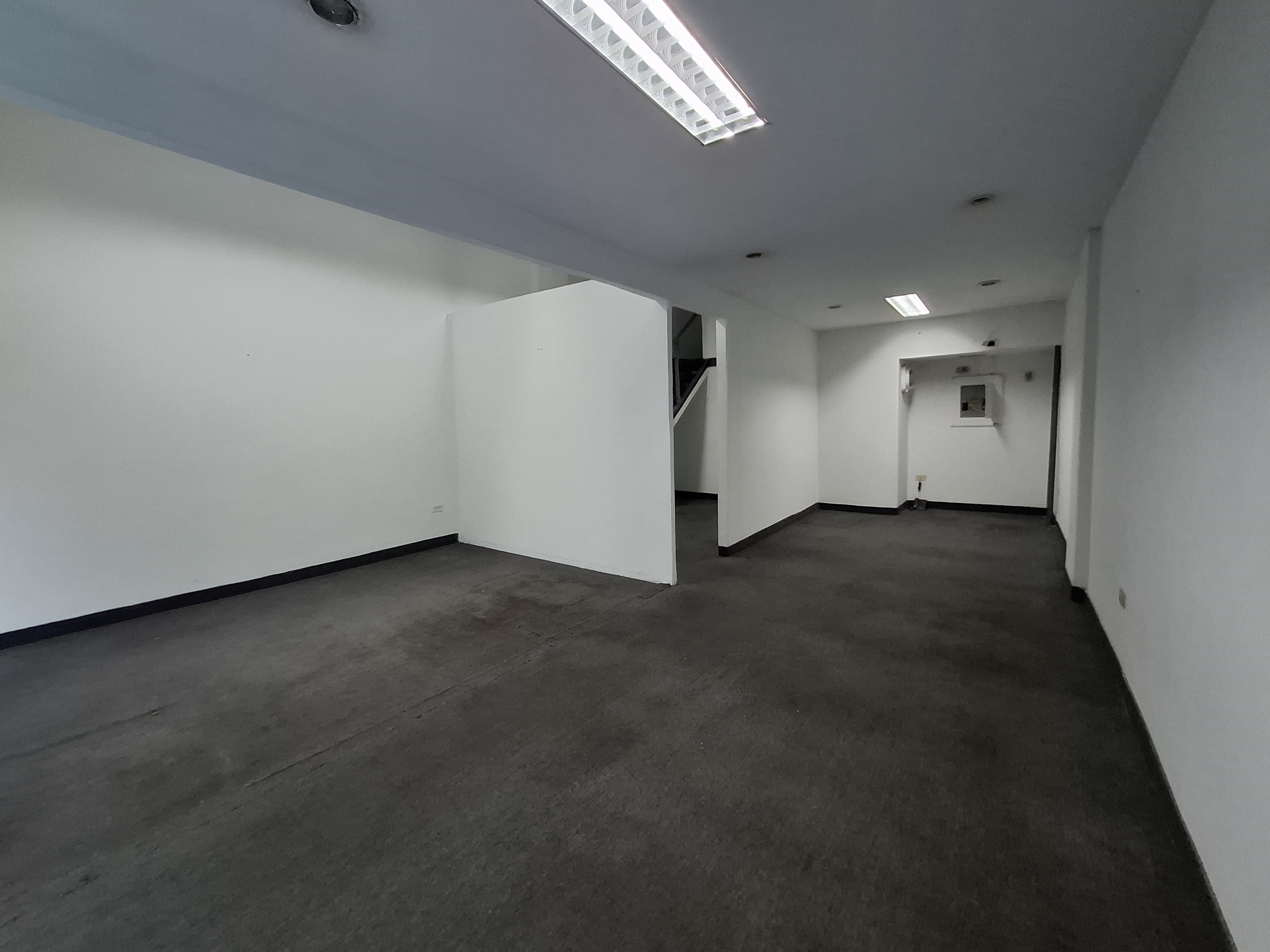 Local en Venta C.C. Camoruco Av. Bolivar Norte Valencia LA-8582116 - Foto 3