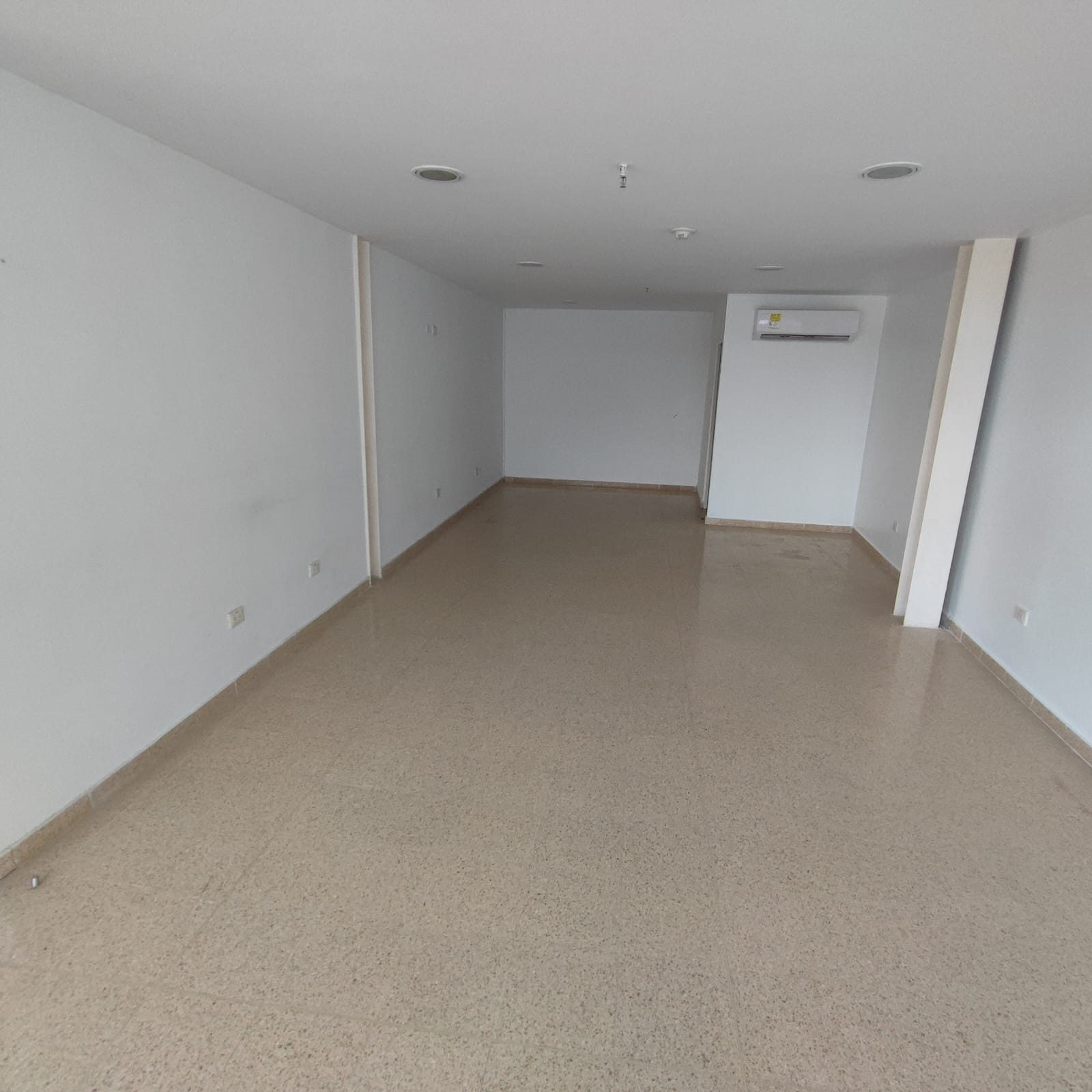 LOCAL EN ARRIENDO - OLAYA - CARTAGENA