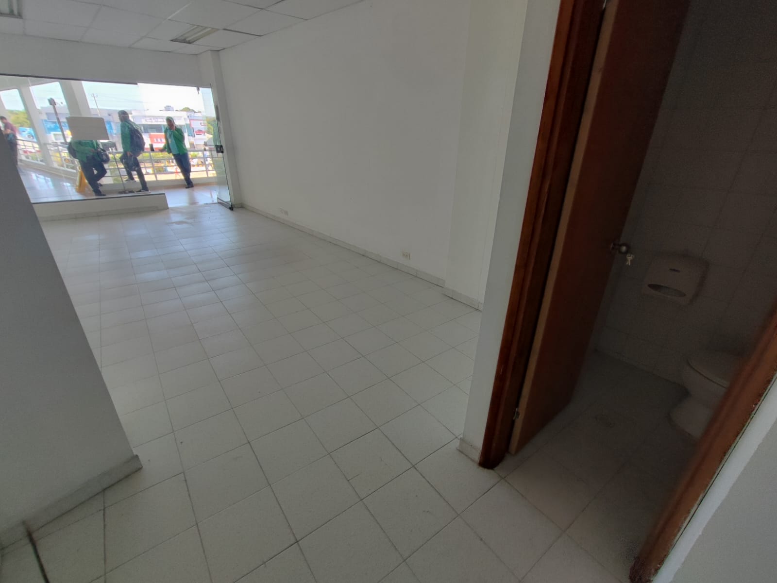 OFICINA EN ARRIENDO SANTA LUCIA - CARTAGENA