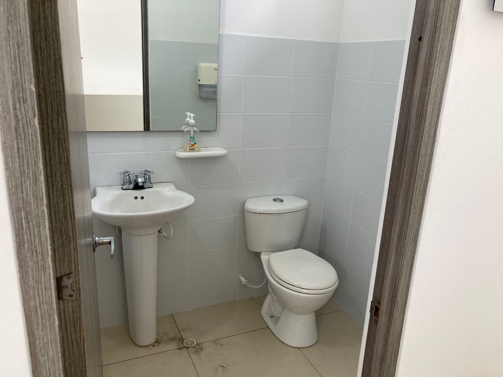 APARTAMENTO EN ARRIENDO AMOBLADO , CRESPO - CARTAGENA
