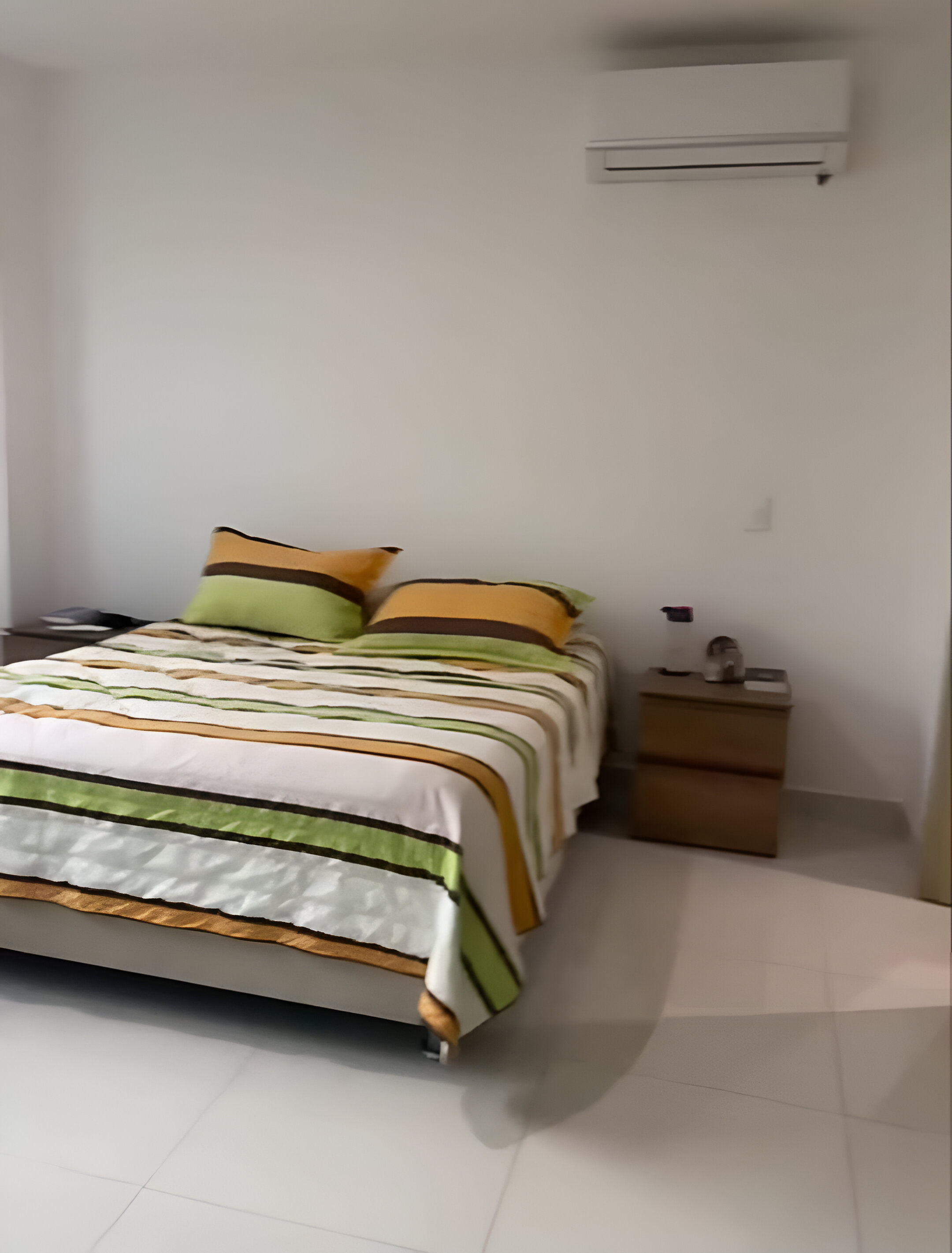 APARTAMENTO AMOBLADO  EN ARRIENDO CRESPO - CARTAGENA