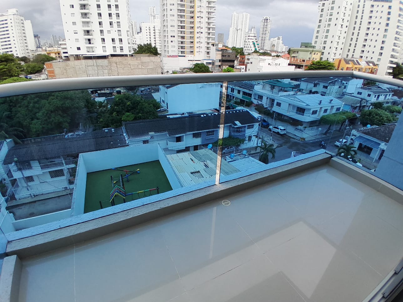 APARTAMENTO EN VENTA MANGA  - CARTAGENA