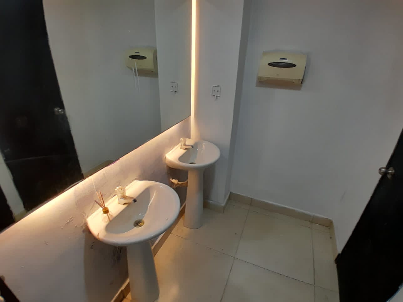 LOCAL EN VENTA BOCAGRANDE - CARTAGENA