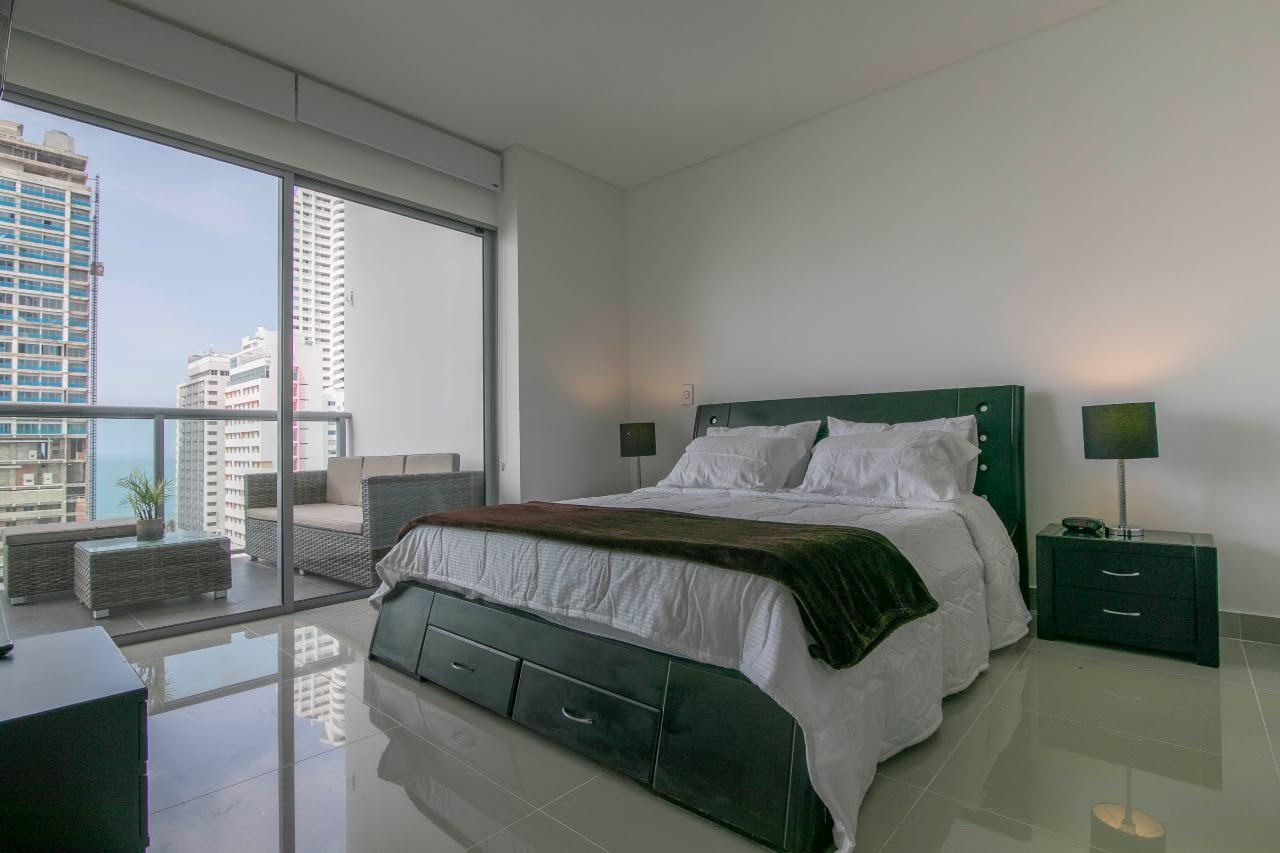 APARTAMENTO AMOBLADO EN VENTA BOCAGRANDE - CARTAGENA