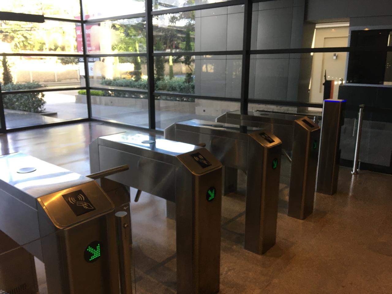 OFICINA EN ARRIENDO BOCAGRANDE - CARTAGENA