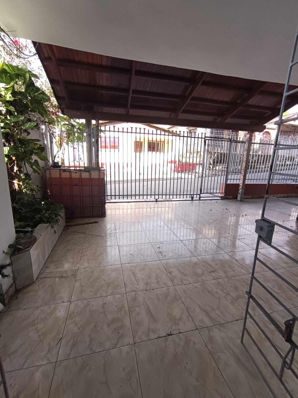 OFICINA EN ARRIENDO EN SAN ISIDRO - CARTAGENA