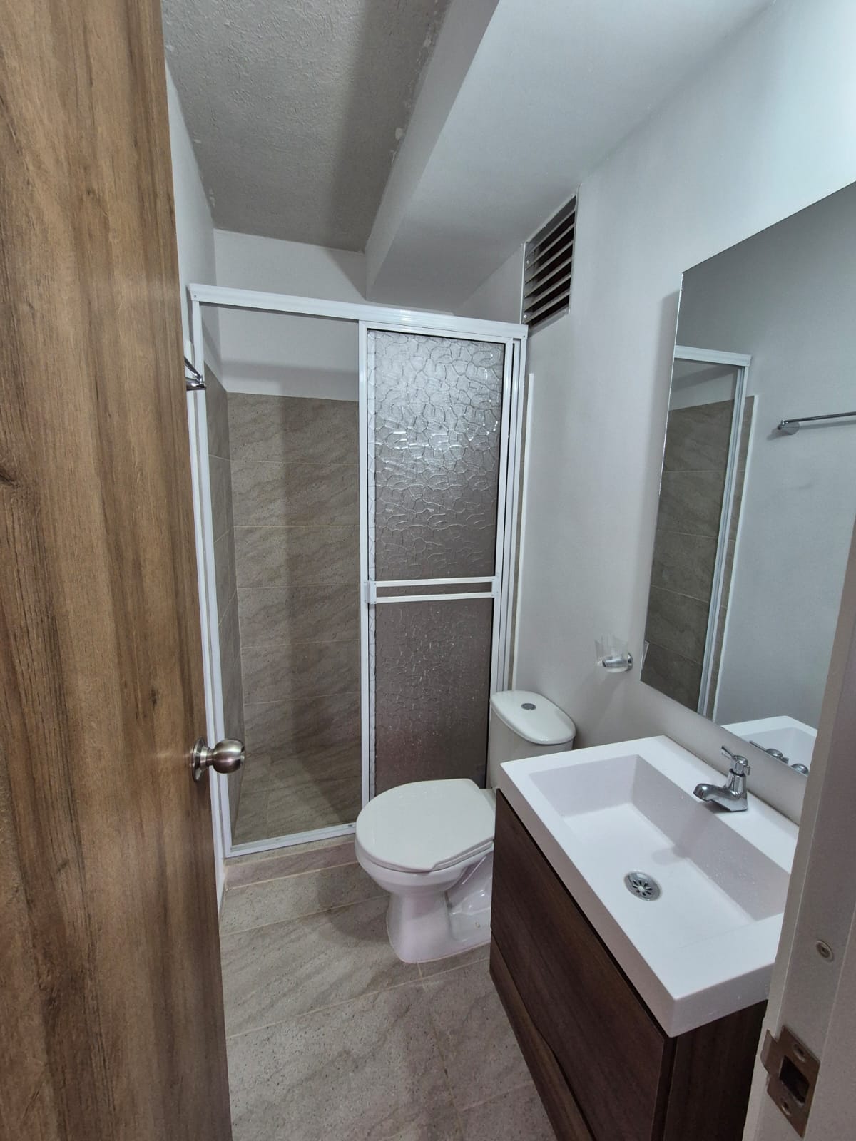 APARTAMENTO EN VENTA VILLA ESTRELLA  EXCELENTE