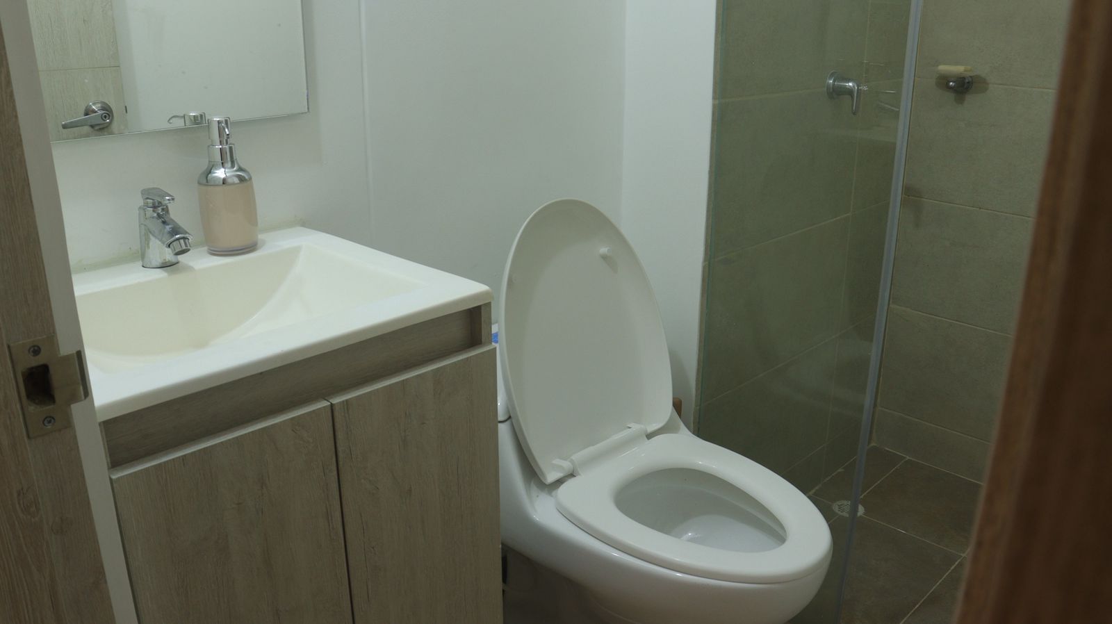 EN VENTA APARTAMENTO EN SERENA DEL MAR USO TURISTICO - CARTAGENA