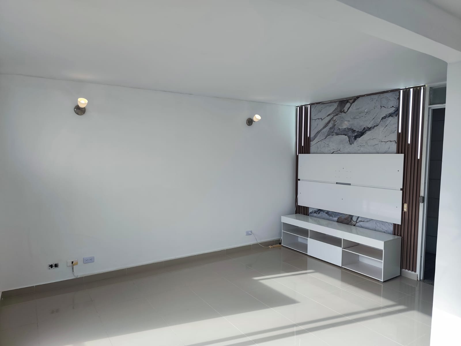 ARRIENDO APARTAMENTO EN VILLA ROSITA