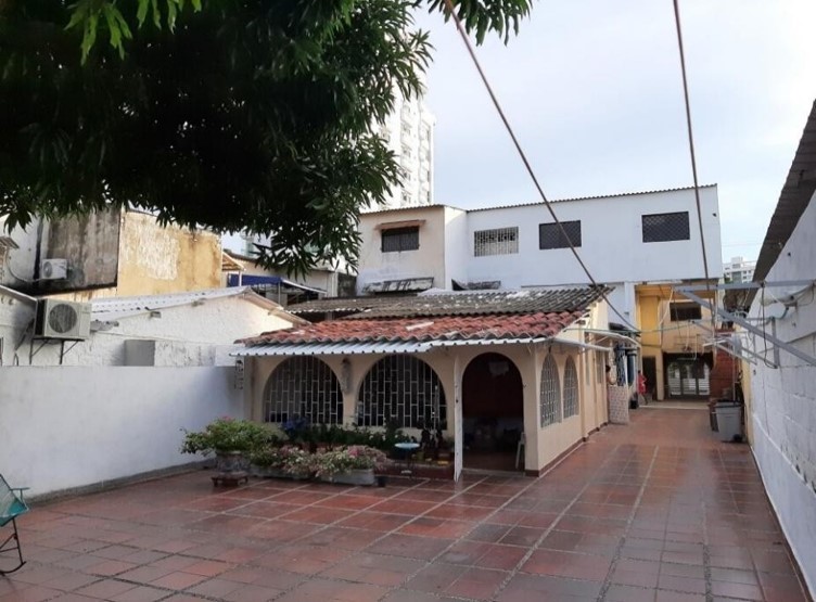 CASA PARA VENTA EN PIE DE LA POPA CARTAGENA
