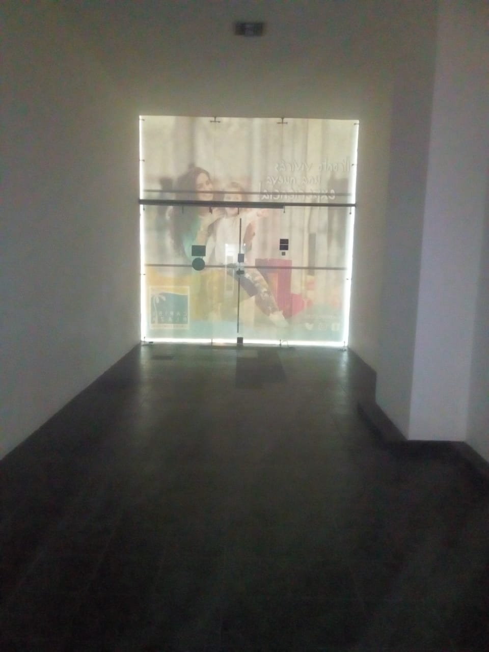 LOCAL EN VENTA CARIBE PLAZA - CARTAGENA