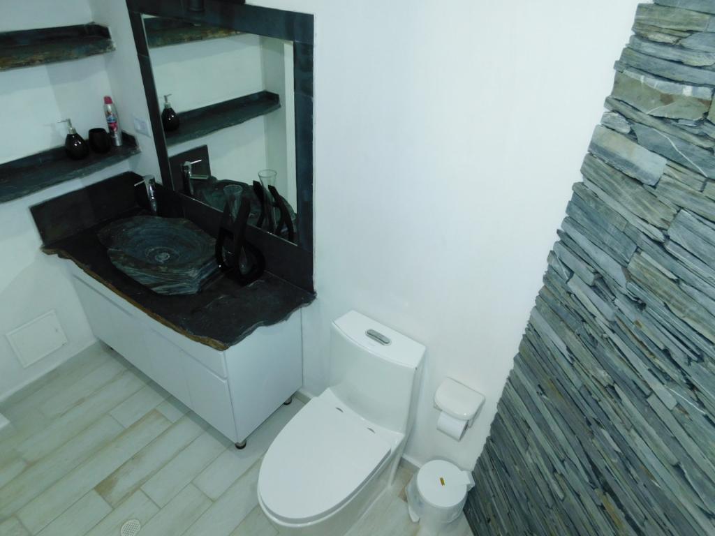 APARTAMENTO EN VENTA EL LAGUITO - CARTAGENA USO MIXTO