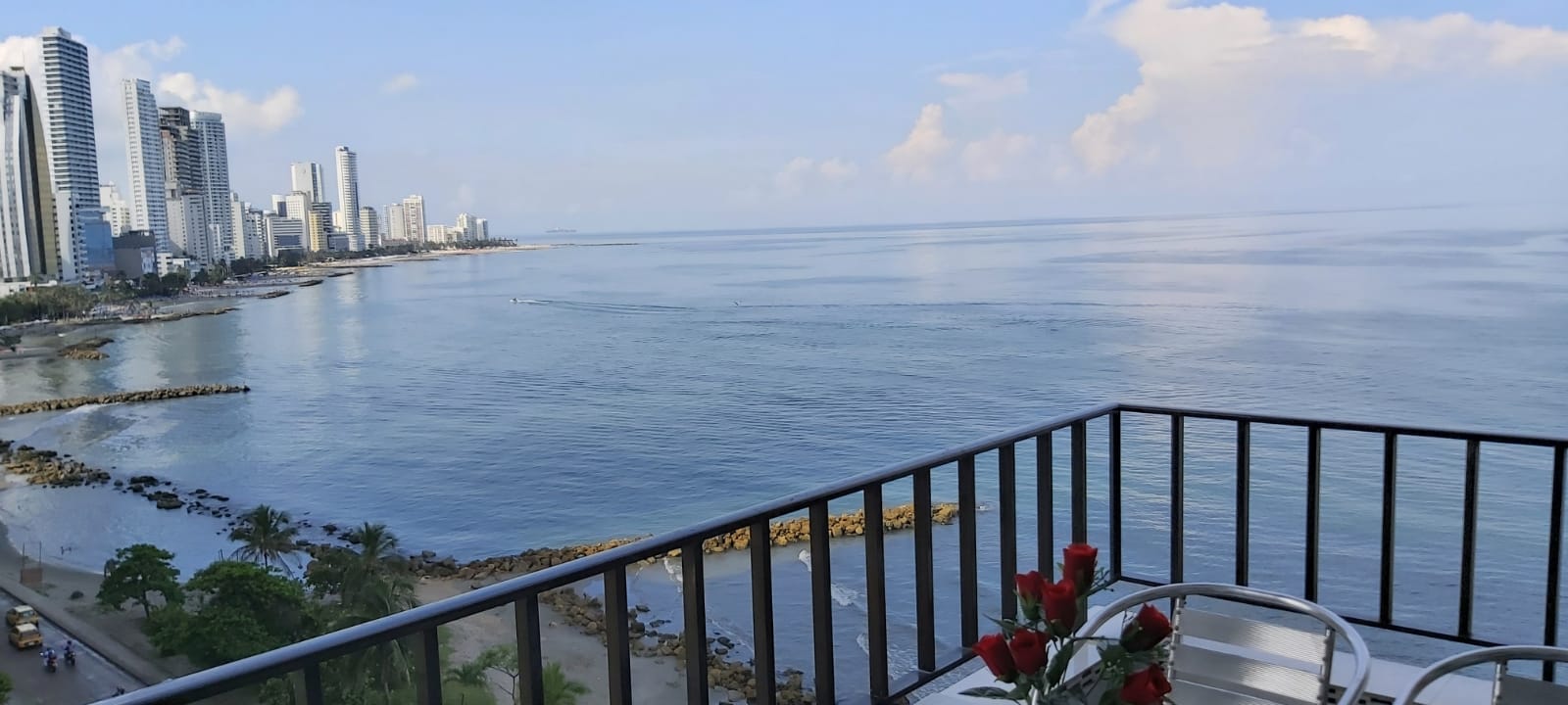 APARTAMENTO AMOBLADO EN ARRIENDO BOCAGRANDE - CARTAGENA