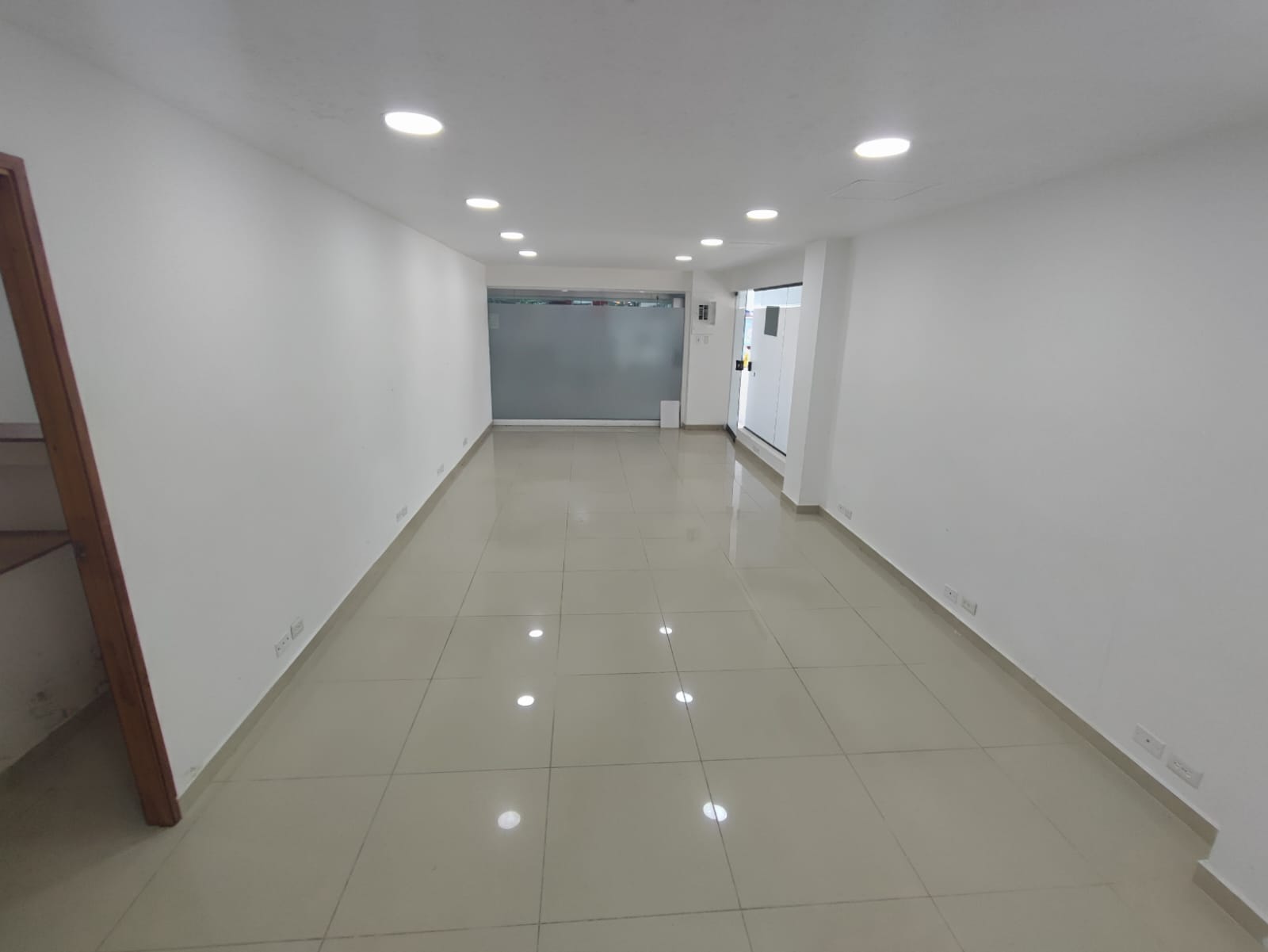 LOCAL EN ARRIENDO SANTA LUCIA - CARTAGENA