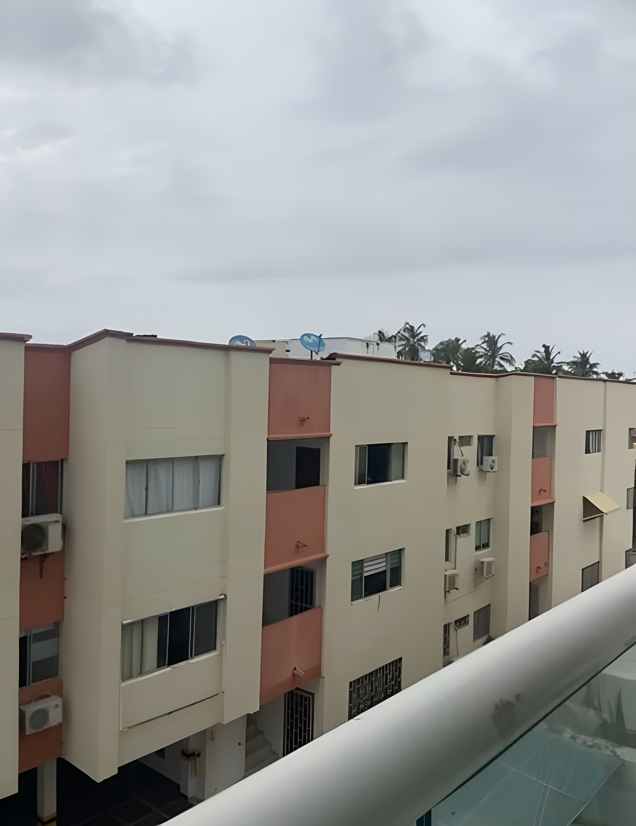 APARTAMENTO AMOBLADO  EN ARRIENDO CRESPO - CARTAGENA