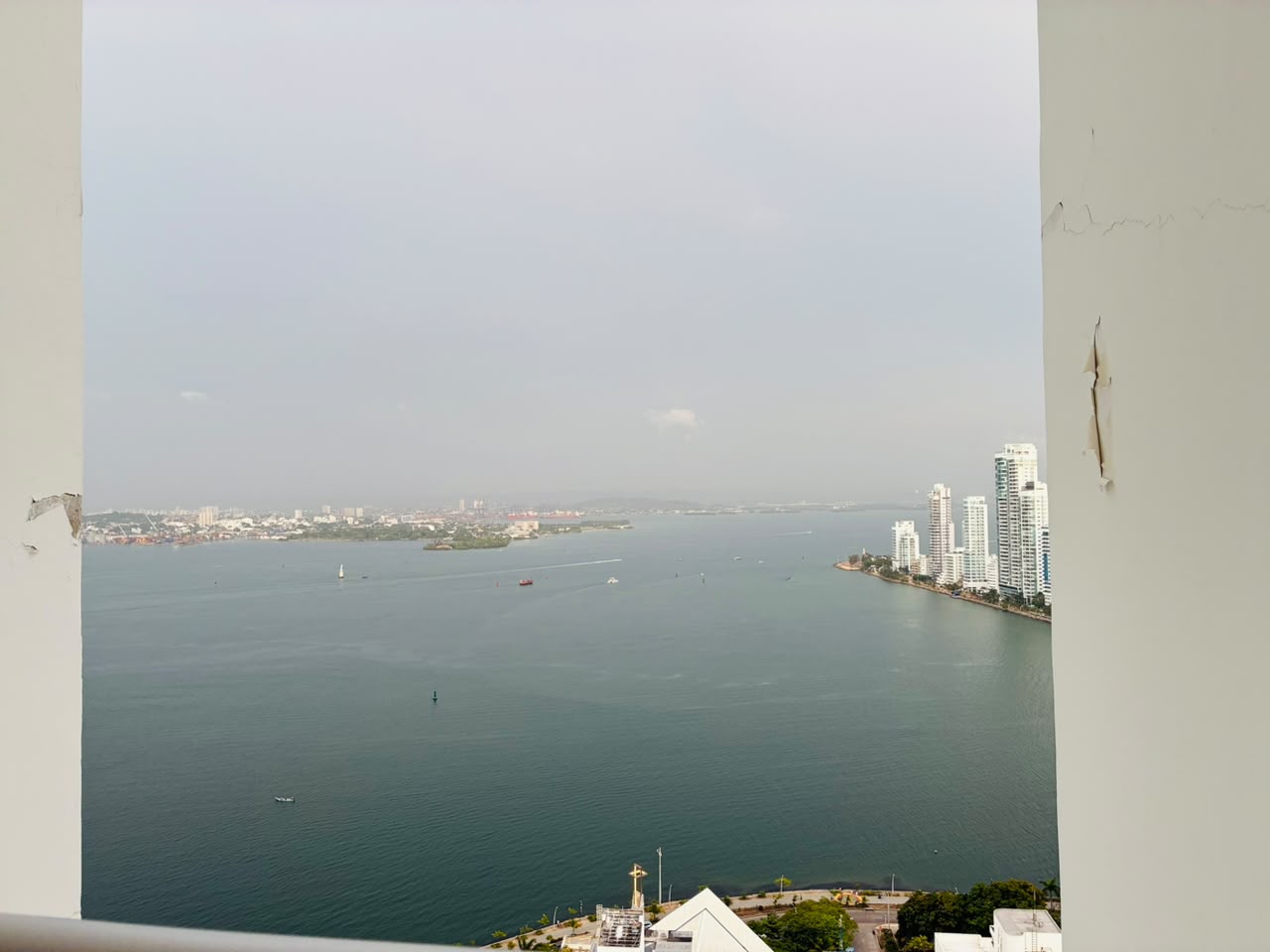 APARTAMENTO MIXTO EN VENTA BOCAGRANDE-CARTAGENA