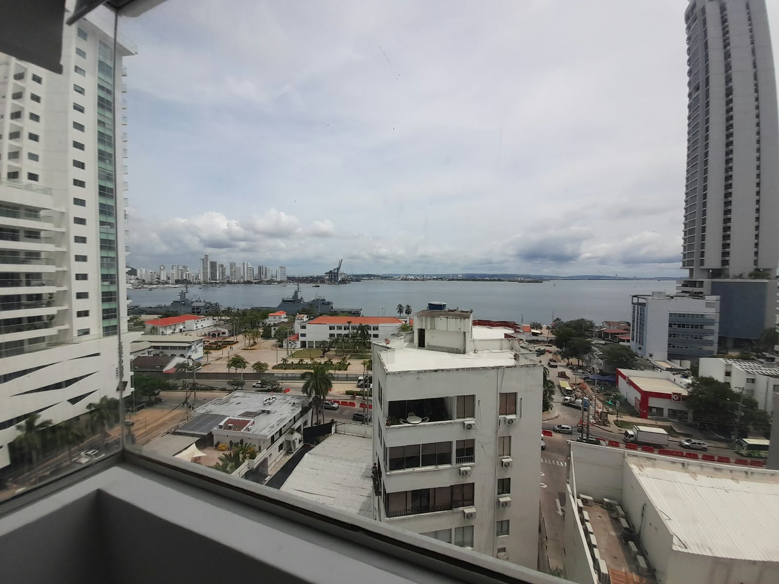 APARTAMENTO AMOBLADO EN ARRIENDO BOCAGRANDE - CARTAGENA