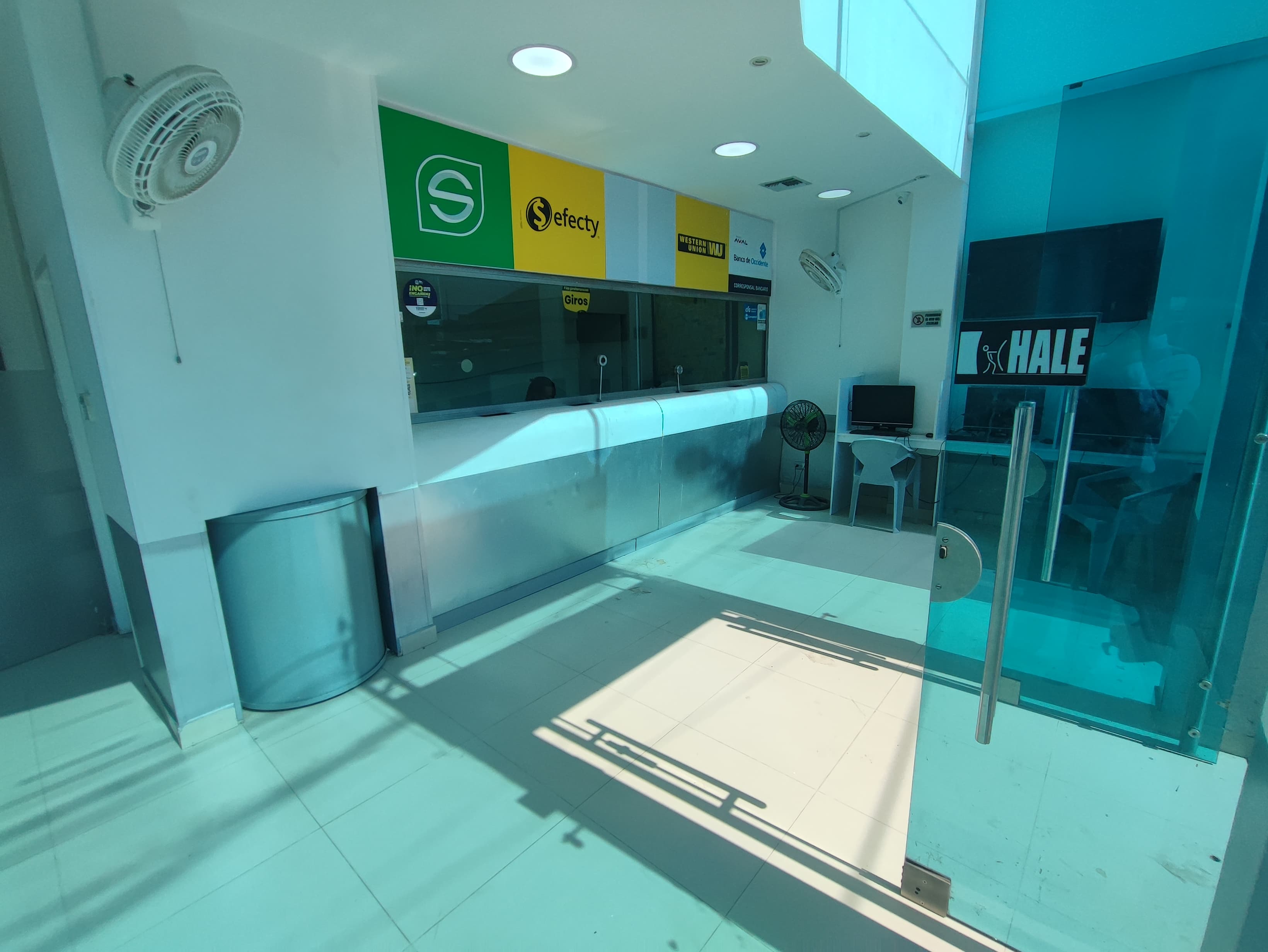 LOCAL EN VENTA BAZURTO - CARTAGENA