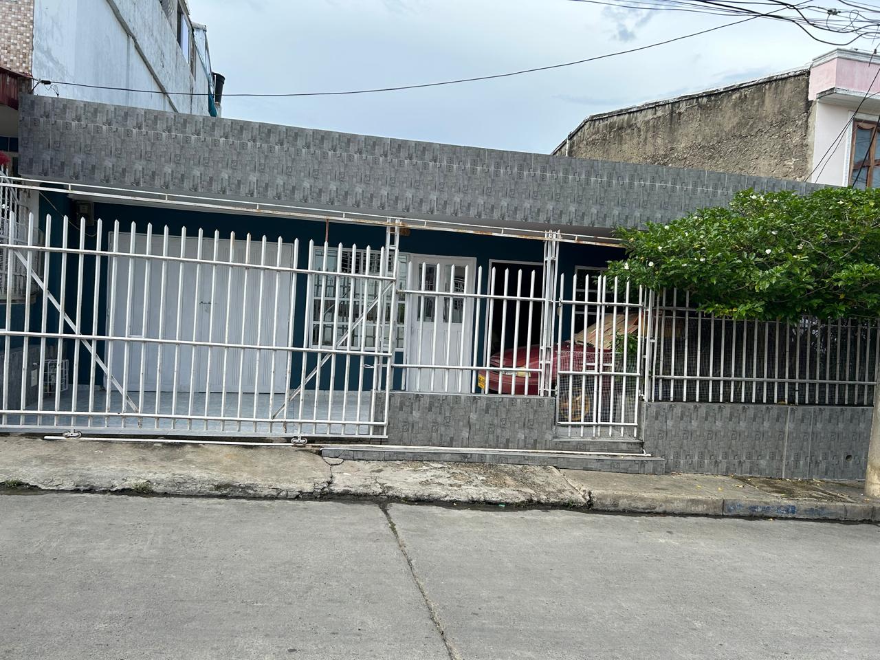 CASA EN VENTA, 13 DE JUNIO - CARTAGENA